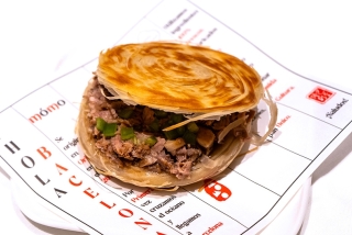 Mómo Hamburguesa crujiente: Momo clàssic Mómo Hamburguesa crujiente: Momo clàssic